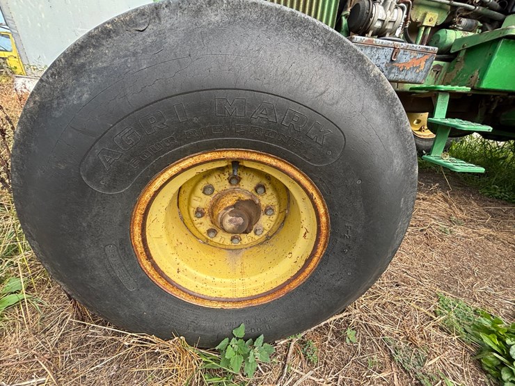 john-deere-4450-image-31