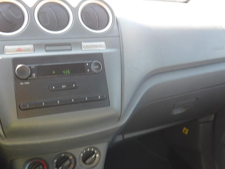 2013-ford-transit-connect-image-18