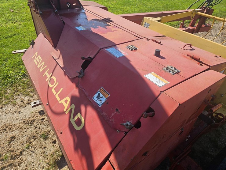 new-holland-790-image-6
