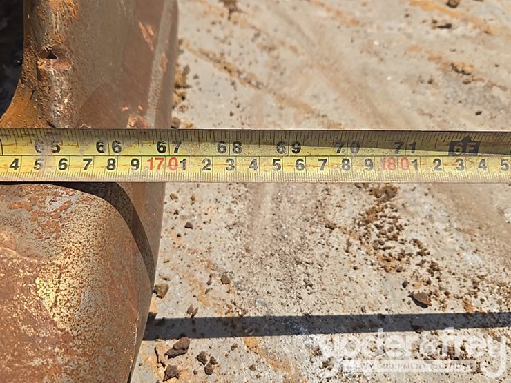 2023-komatsu-pc360-lc-11-image-23