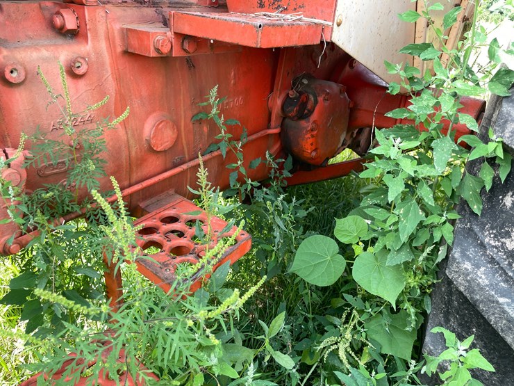 #2566-•-case-730-gas-wide-front-tractor-image-17