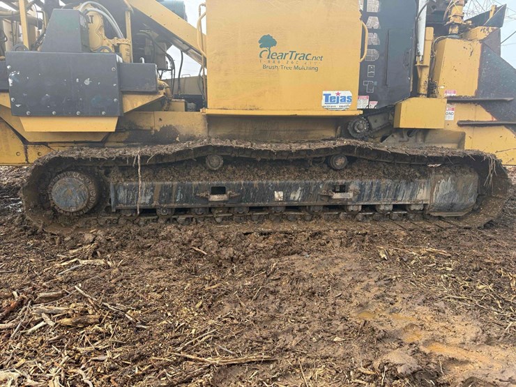 2010-caterpillar-325-image-6