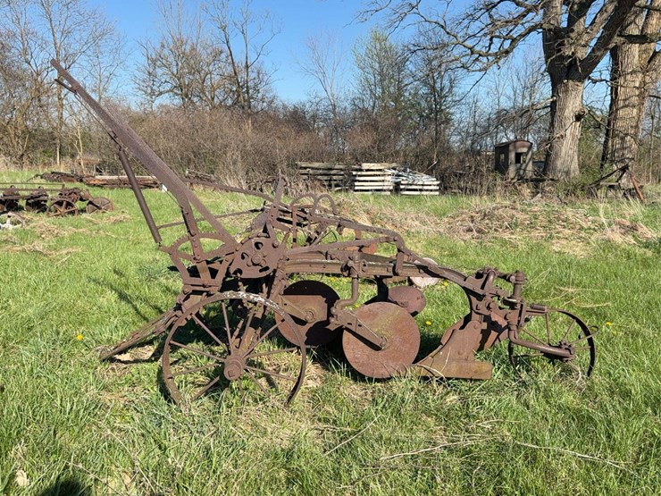 2-bottom-chain-lift-plow-image-4