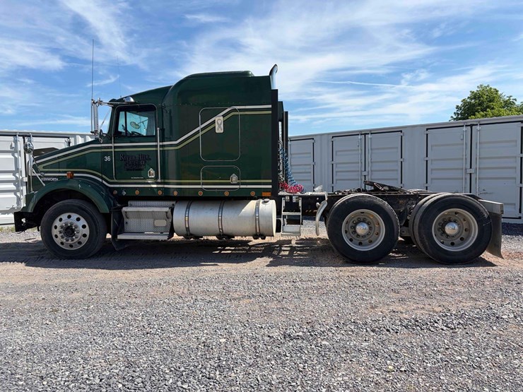 2001-kenworth-t800-image-9