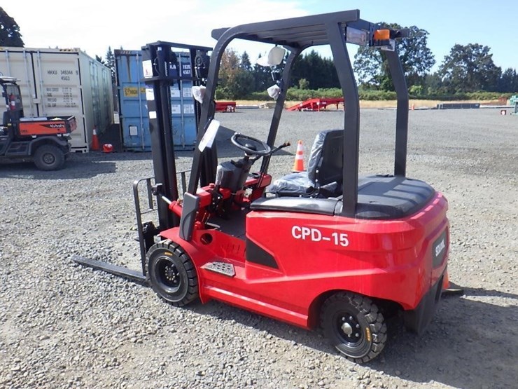 2026-sdlool-d15-electric-forklift-image-2
