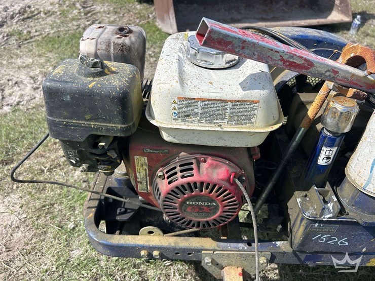 2018-graco-linelazer-v-200hs-hp-airless-line-striper-image-12