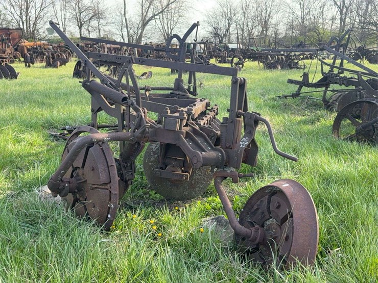 ihc-disc-plow-image-5