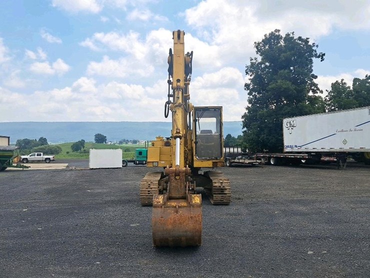 caterpillar-211-image-8