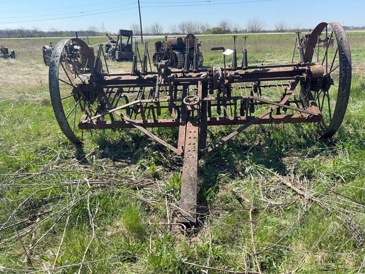 unknown-pull-type-field-cultivator-image-8