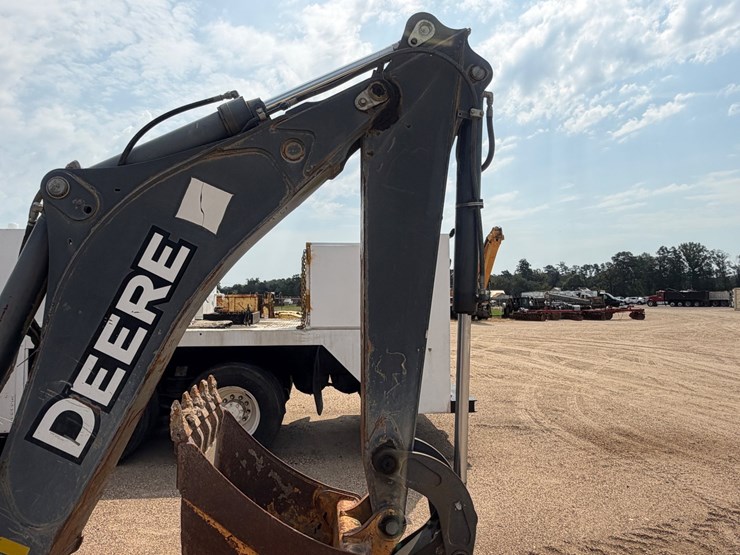 2013-deere-310sk-image-11