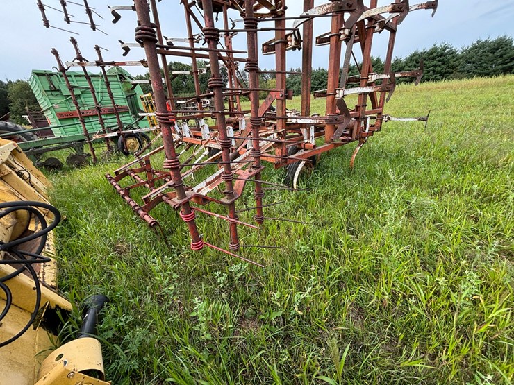 #2621-•-wil-rich-27'-field-cultivator-image-9