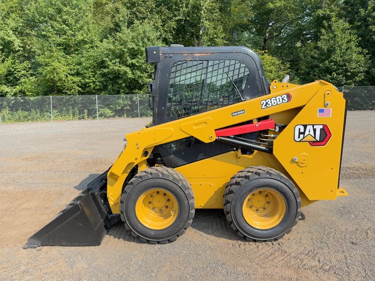 2020-caterpillar-236d3-image-2