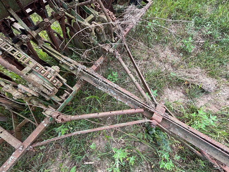 john-deere-8-image-35