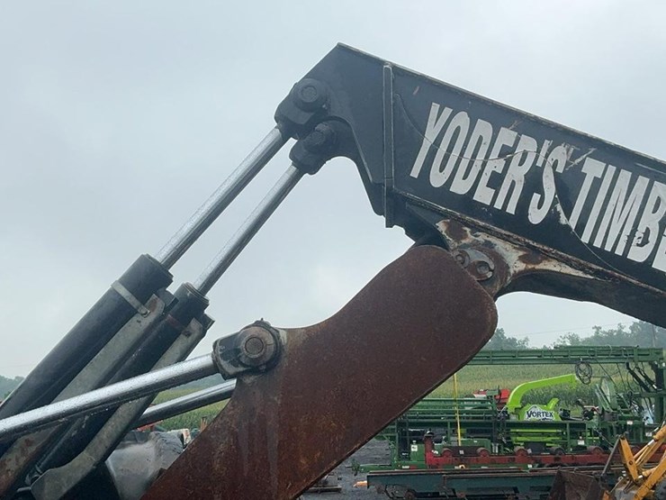 2014-deere-648h-image-51