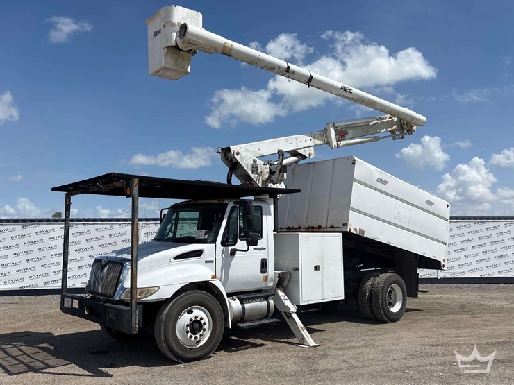 2012-international-durastar-4300-image-1