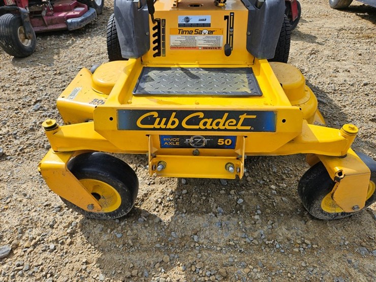 #9-•-cub-cadet-time-saver-zero-turn-mower-image-9