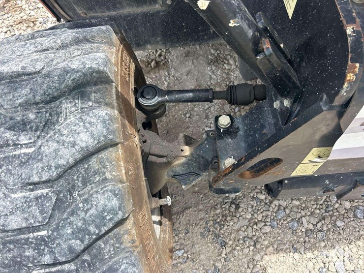 2018-jlg-g5-18a-image-26