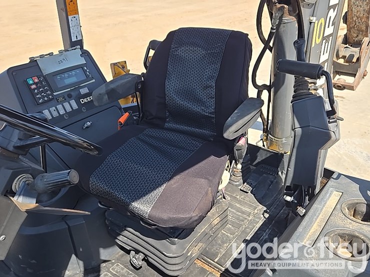 2019-deere-310sl-image-54
