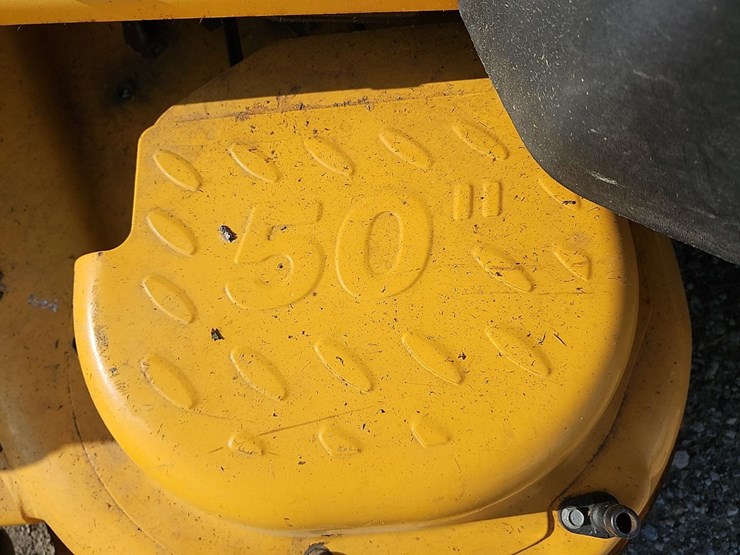 cub-cadet-zero-turn-image-3