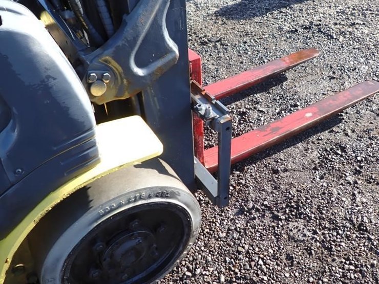 komatsu-fg25st-16-image-9