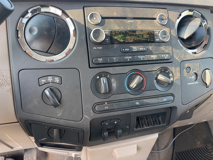 2009-ford-f250-image-18