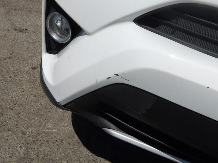2016-toyota-rav4-image-7