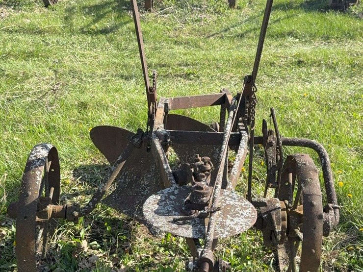 john-deere-14-image-13