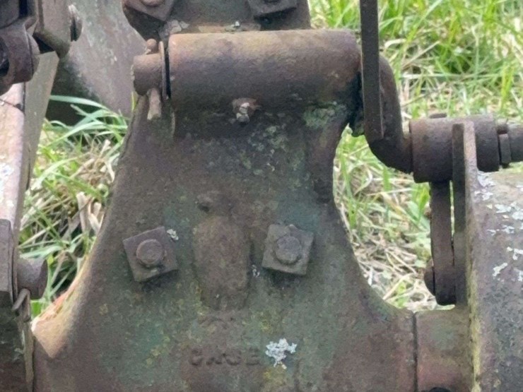 case-two-bottom-14”-pull-type-plow-image-10