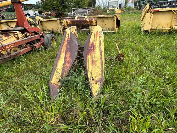 new-holland-s717-image-46