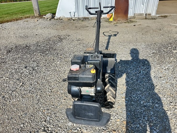 walk-behind-tiller-image-9
