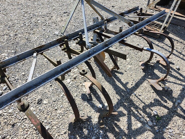 ferguson-3pt-2-row-cultivator-image-3