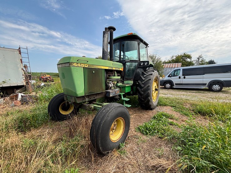 john-deere-4450-image-1