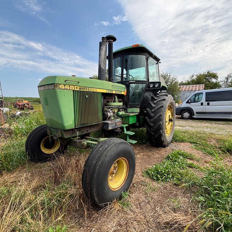 JOHN DEERE 4450