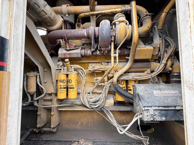 1999-caterpillar-3412-image-10