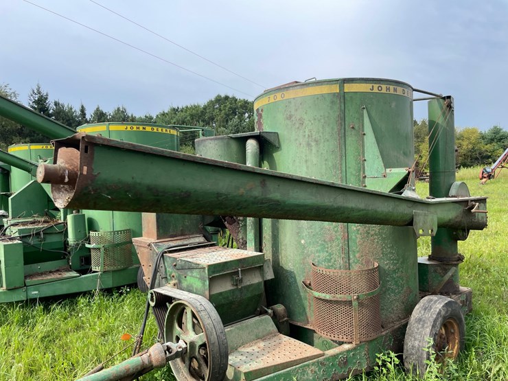john-deere-700-image-22