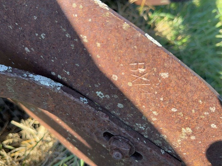 4-bottom-chain-lift-plow-image-14