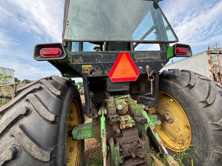 john-deere-4450-image-21