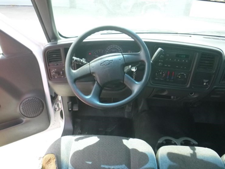 2007-chevrolet-3500-image-7