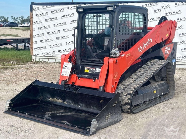2023-kubota-svl97-2-image-1