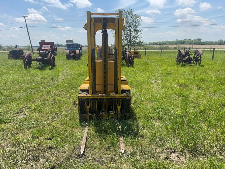hyster-forklift-image-2