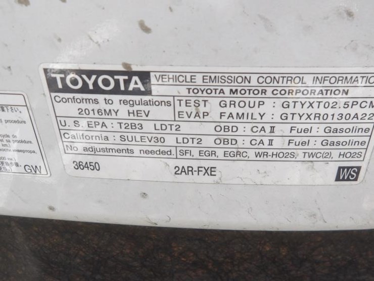 2016-toyota-rav4-image-10