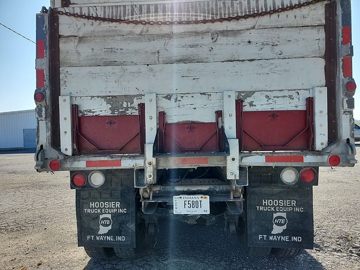 1971-ih-2010a-truck-image-13