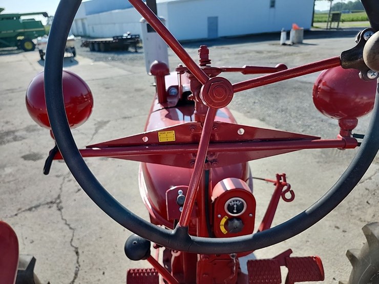 1949-farmall-h-gas-tractor,-nf-image-21