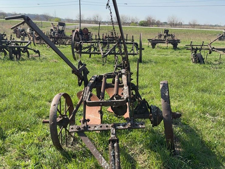 two-bottom-plow-image-9