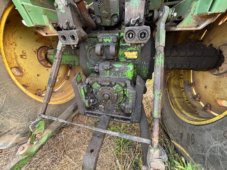 john-deere-4430-image-11
