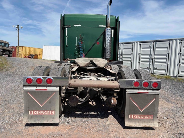 2001-kenworth-t800-image-5