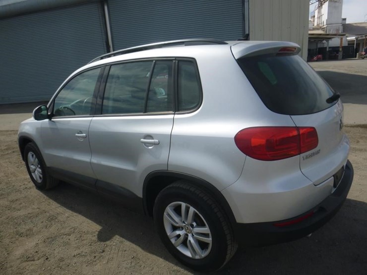 2015-volkswagen-tiguan-image-4