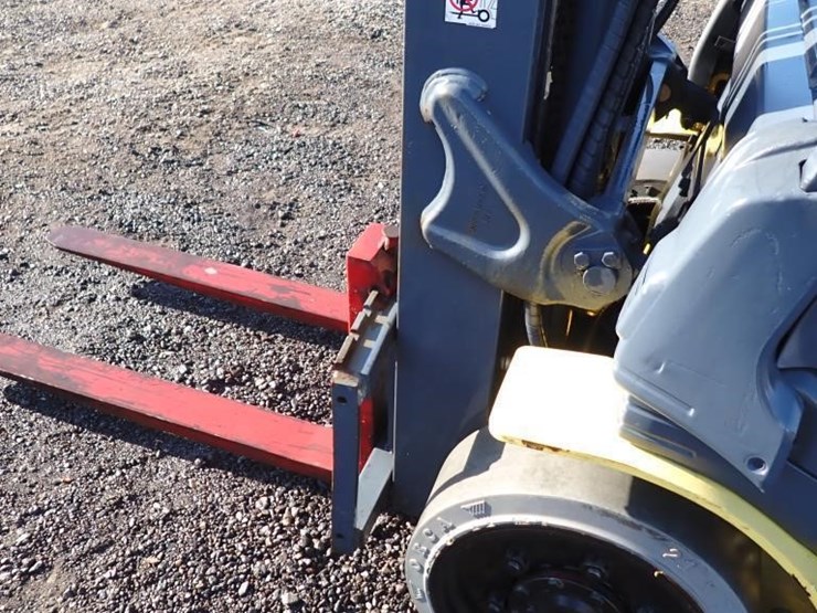 komatsu-fg25st-16-image-8