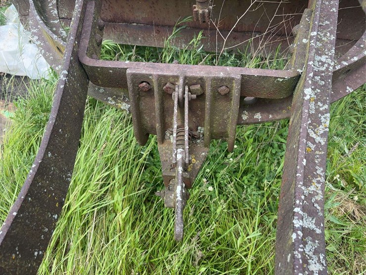 pull-type-road-grader-image-19