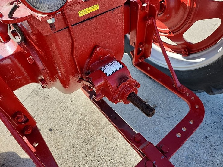 1949-farmall-h-gas-tractor,-nf-image-17